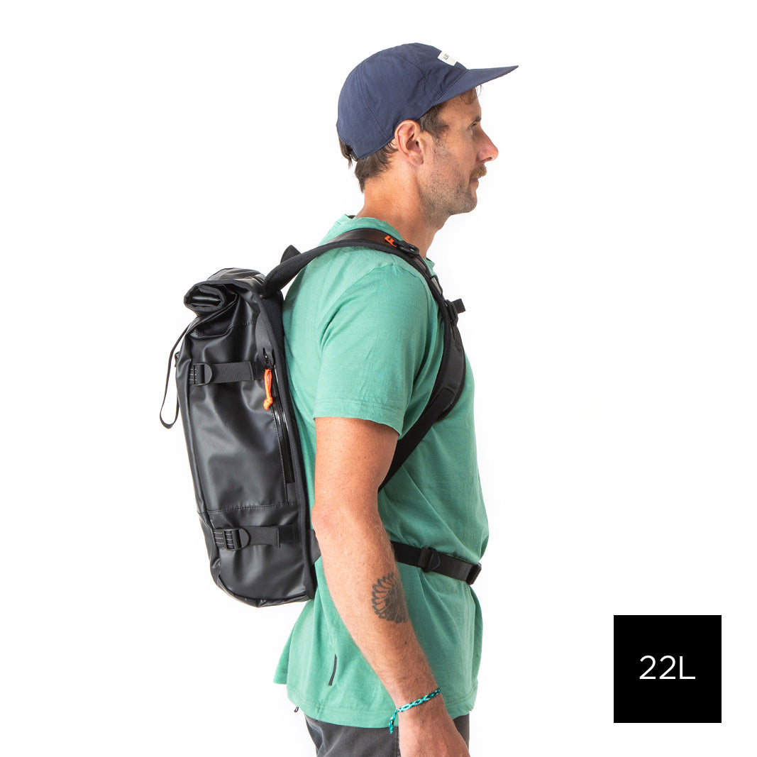 ROLLTOP BACKPACK - BLACK