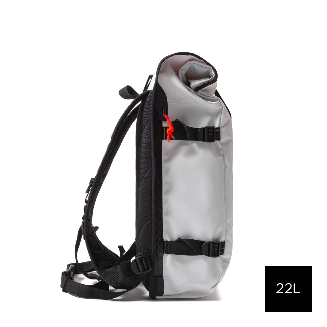 ROLLTOP BACKPACK - WHITE