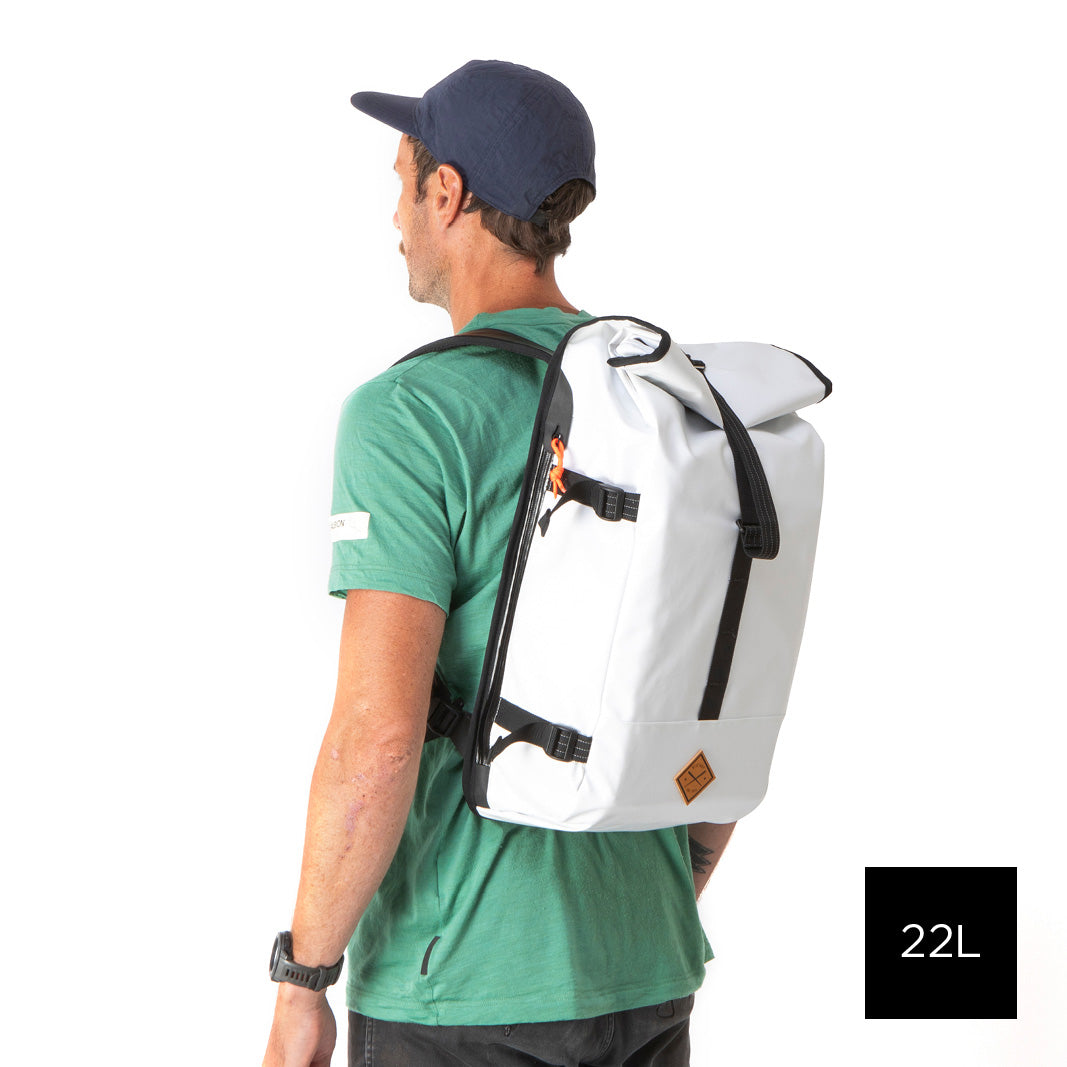 ROLLTOP BACKPACK - WHITE