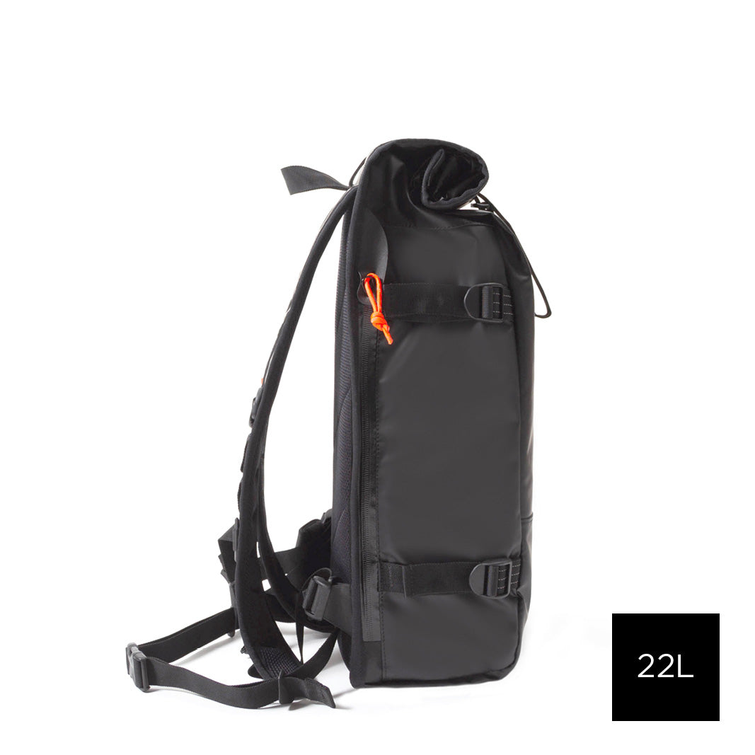 ROLLTOP BACKPACK - BLACK