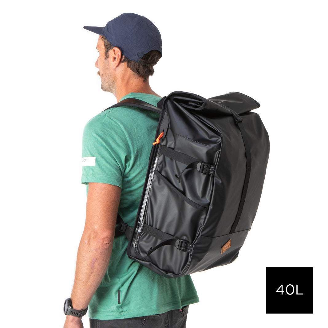 ROLLTOP BACKPACK - BLACK