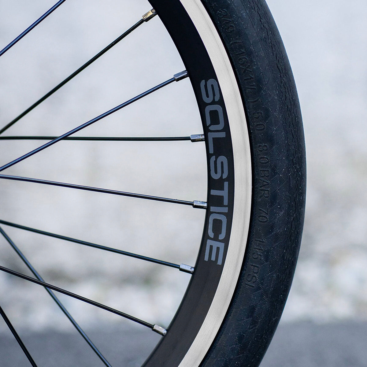 Solstice Rim - 16"