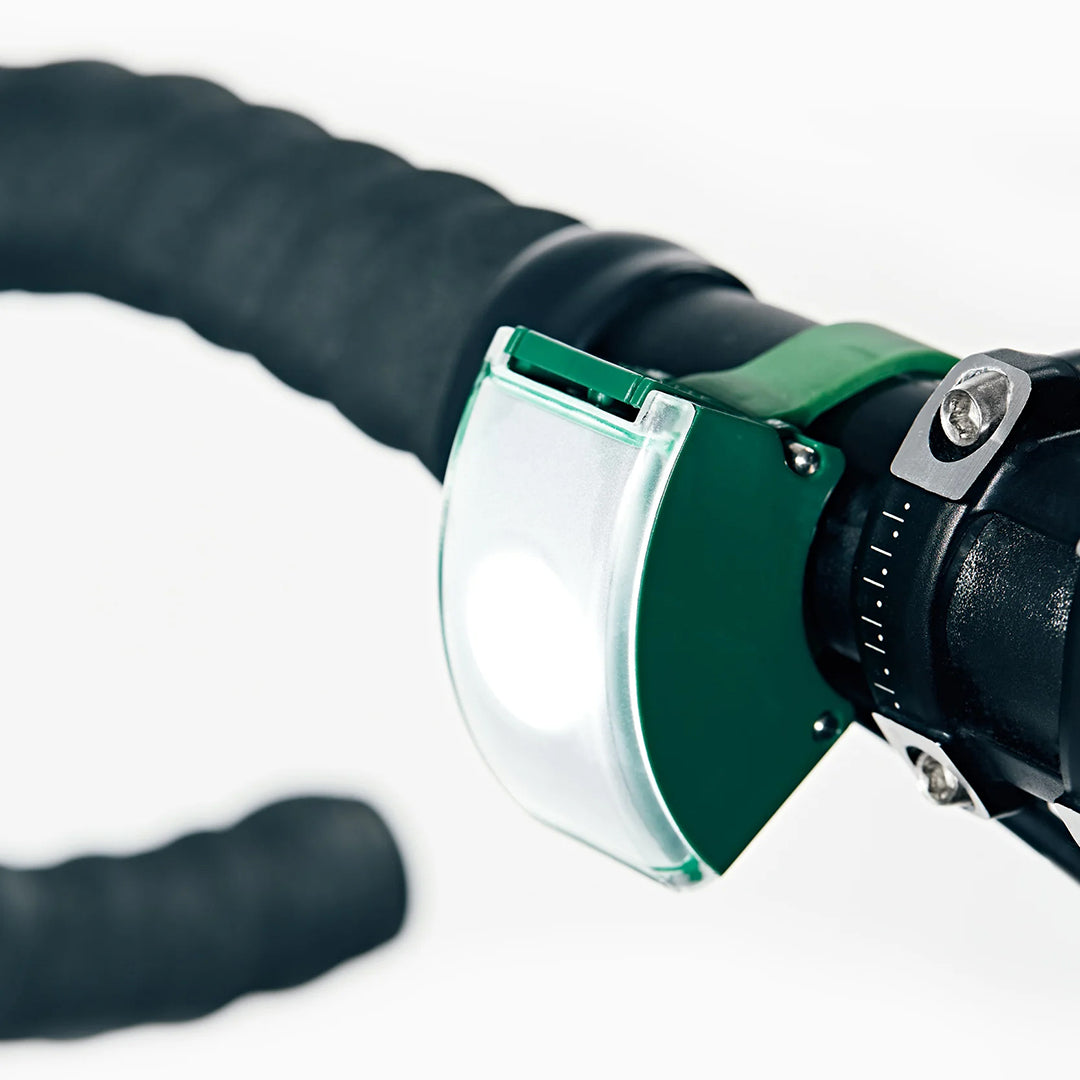 Curve Front Light - Green