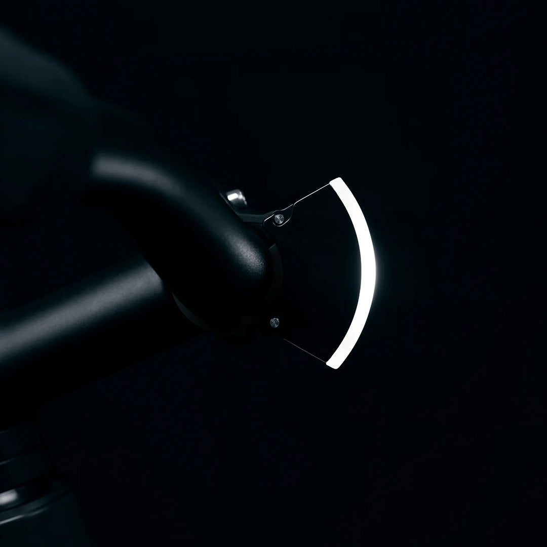 Curve Front Light - Black